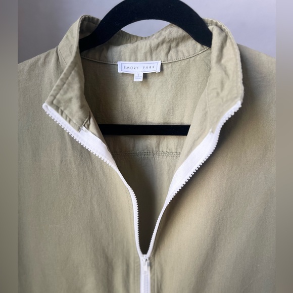 Front Zipper Romper - Picture 6 of 6